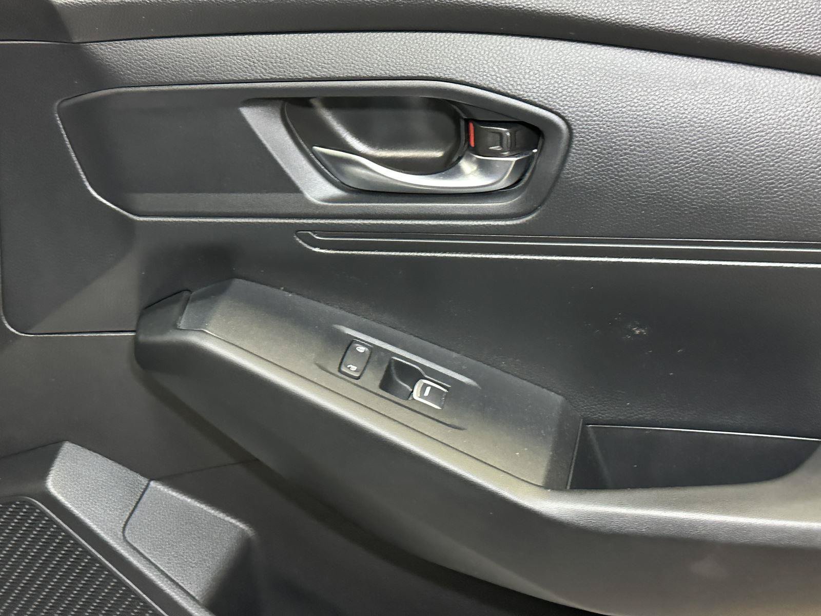 Certified 2023 Honda Accord LX image 37