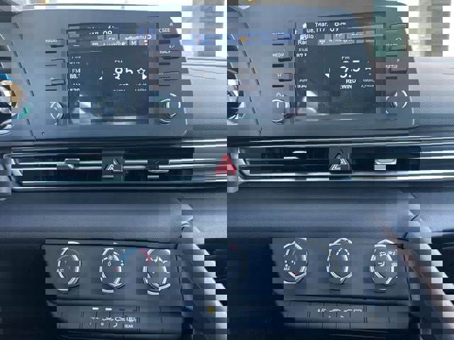 New 2026 Hyundai Elantra SE image 10