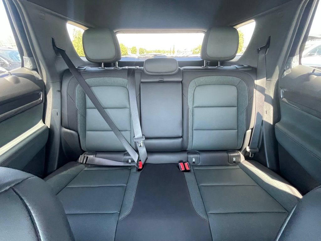 New 2026 GMC Terrain AT4 AWD/4WD image 27