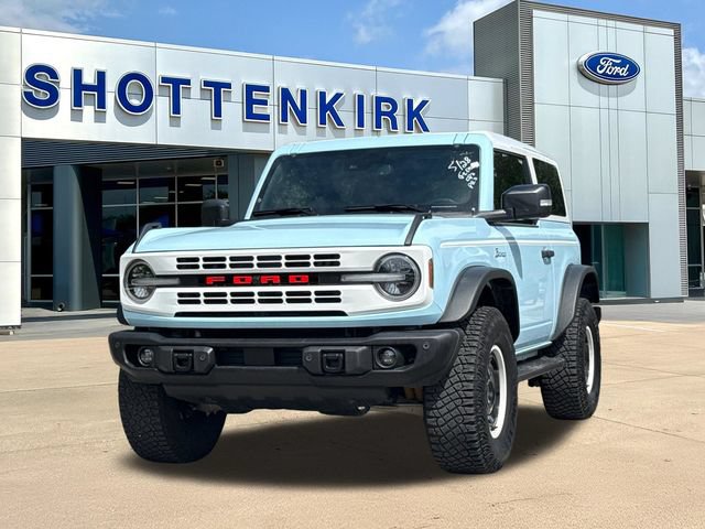 Certified 2024 Ford Bronco Heritage Edition AWD/4WD image 3