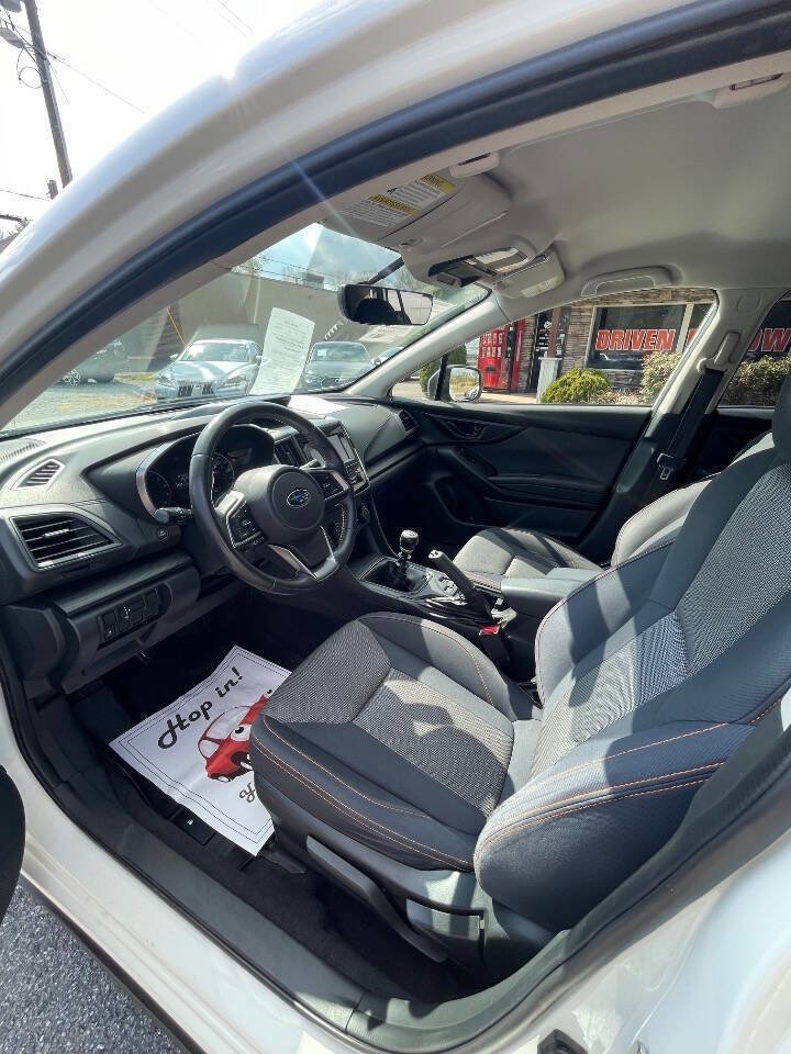 Used 2018 Subaru Crosstrek 2.0i Premium w/ Popular Package #3 AWD/4WD image 12