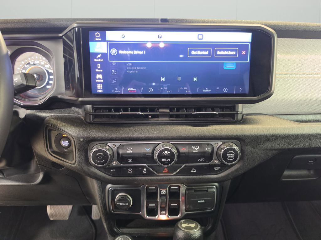 Used 2024 Jeep Wrangler Unlimited Sport AWD/4WD image 20