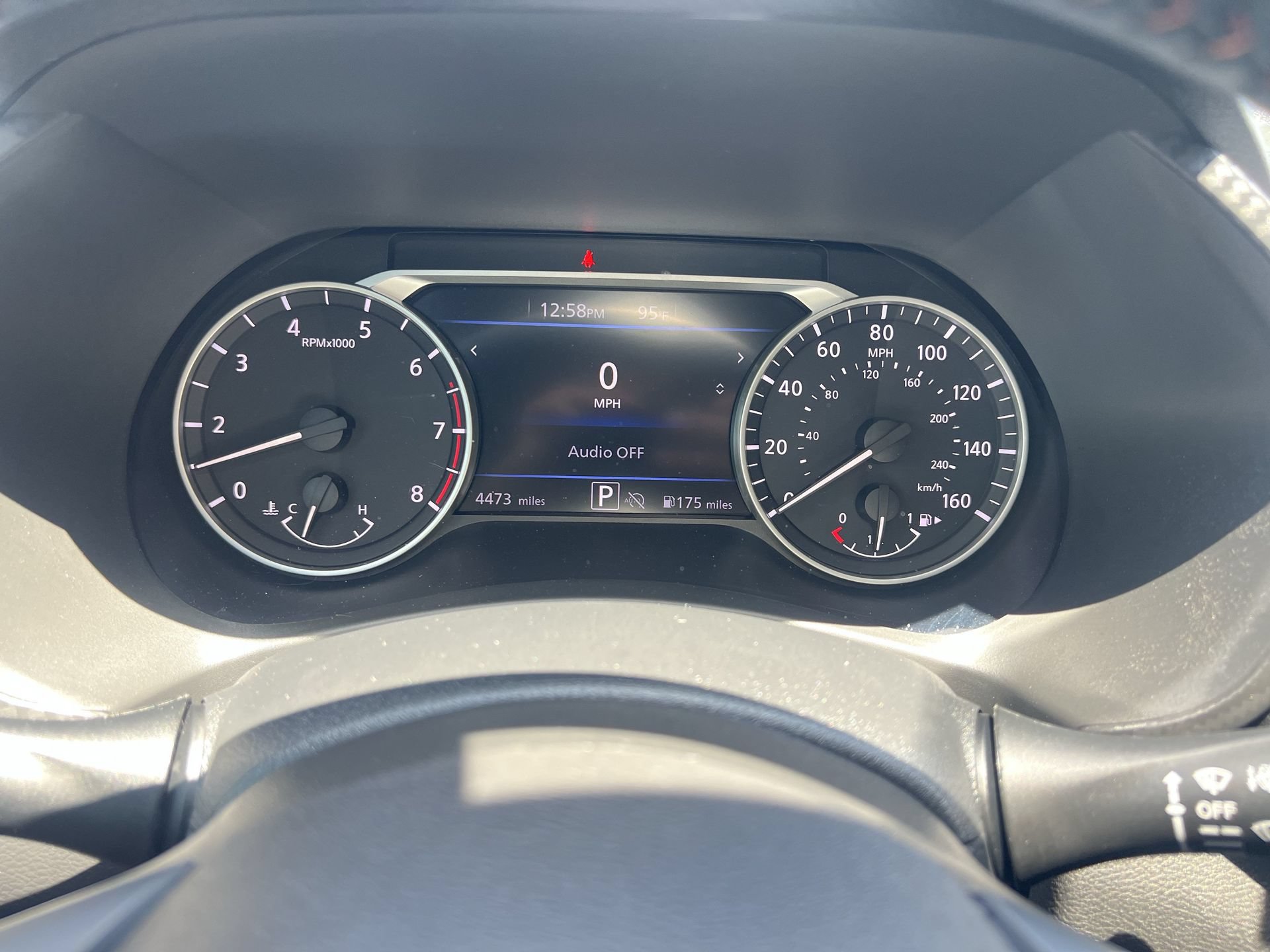 Used 2025 Nissan Sentra SR w/ SR Premium Package FWD image 12