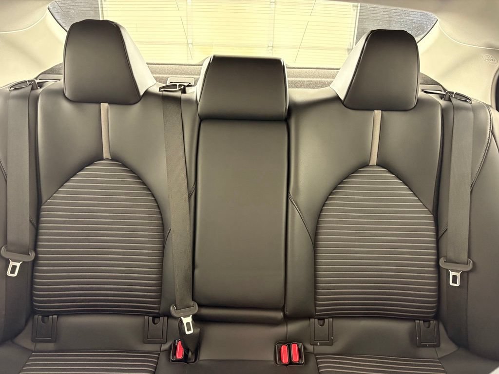 Used 2023 Toyota Camry SE FWD image 33
