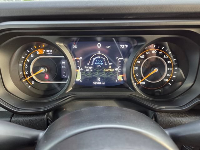 Used 2025 Jeep Wrangler Unlimited Sahara AWD/4WD image 37