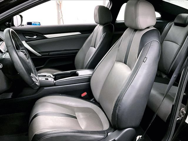 Used 2017 Honda Civic Touring image 24