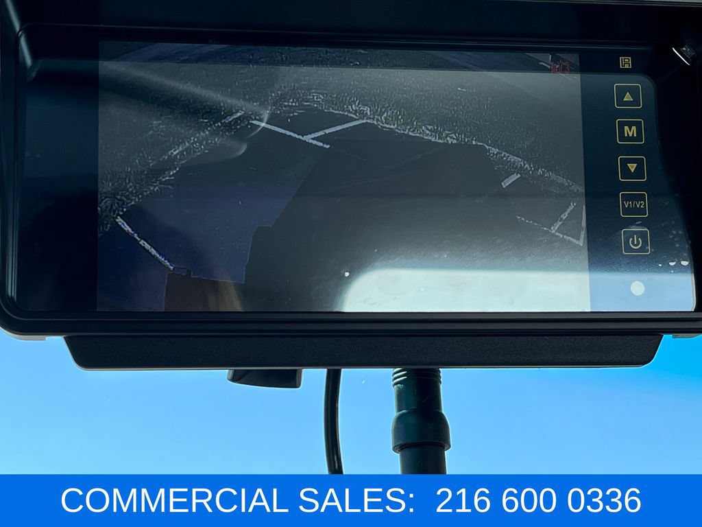 Used 2024 Isuzu NPR RWD image 23