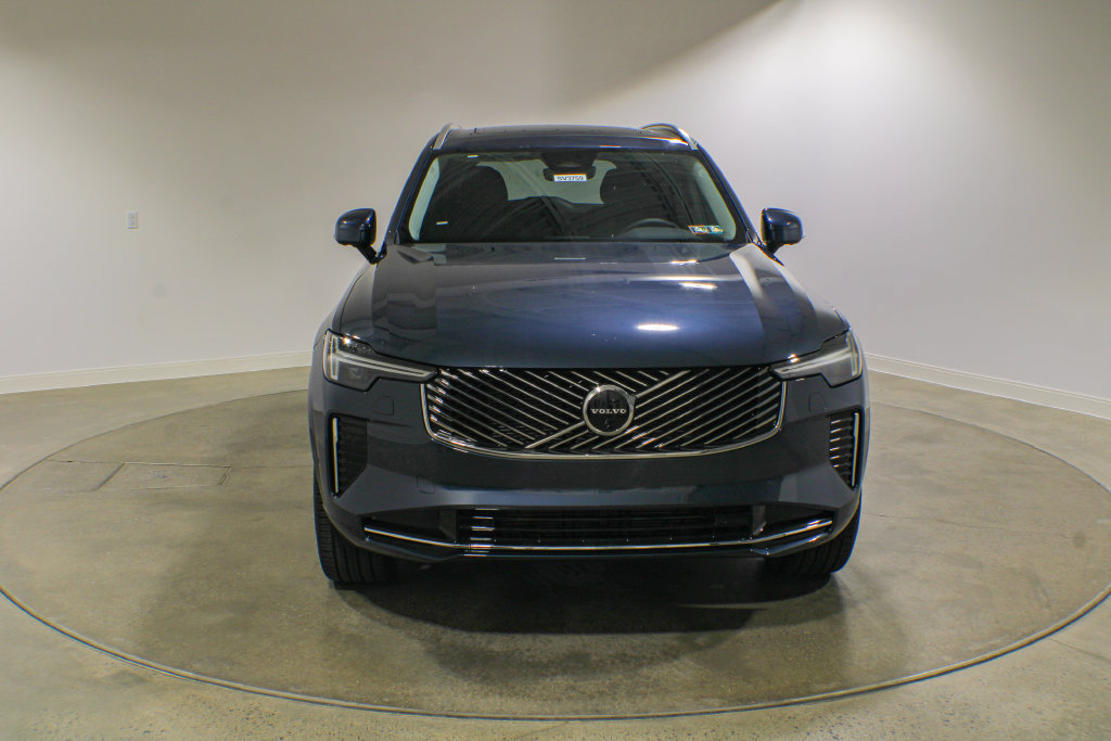 New 2026 Volvo XC90 B6 Plus w/ Protection Package AWD/4WD image 8