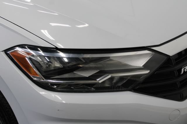 Used 2019 Volkswagen Jetta R-Line w/ R-Line Cold Weather Package FWD image 7