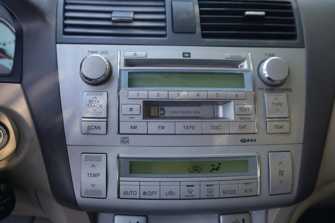 Used 2006 Toyota Solara SE FWD image 12