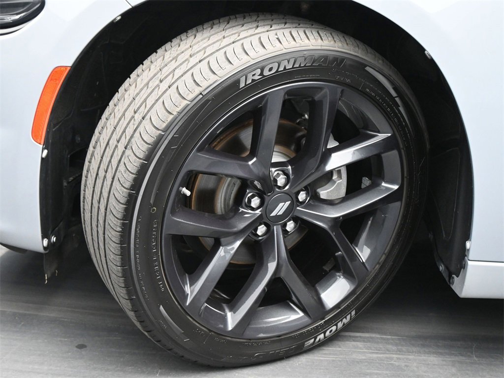 Used 2022 Dodge Charger SXT w/ Driver Convenience Group image 21