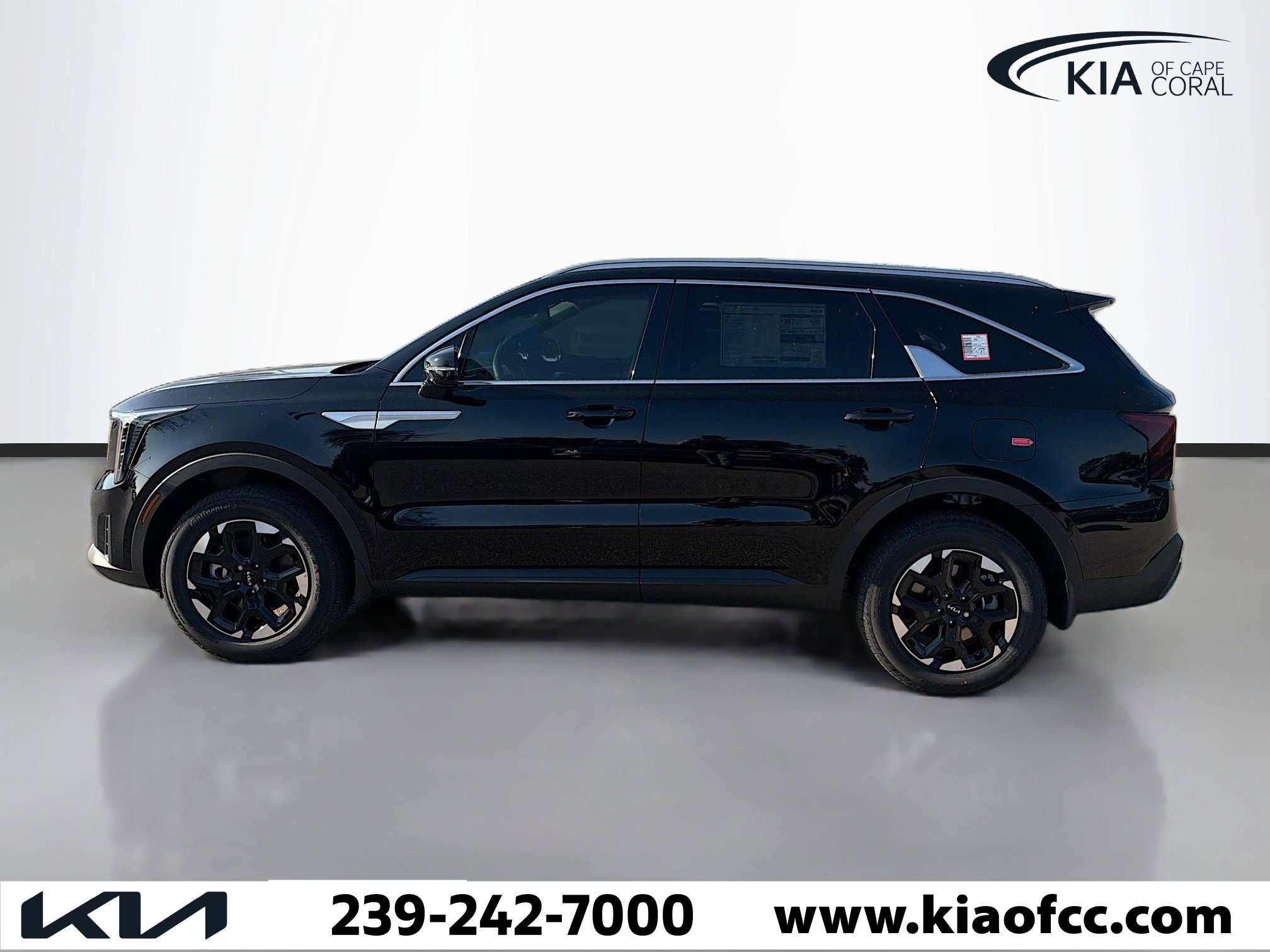 New 2026 Kia Sorento S image 2