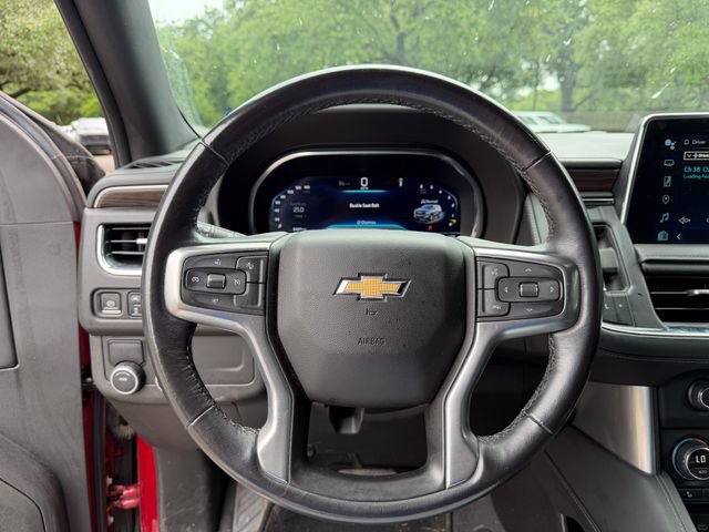 Used 2022 Chevrolet Suburban LT RWD image 9