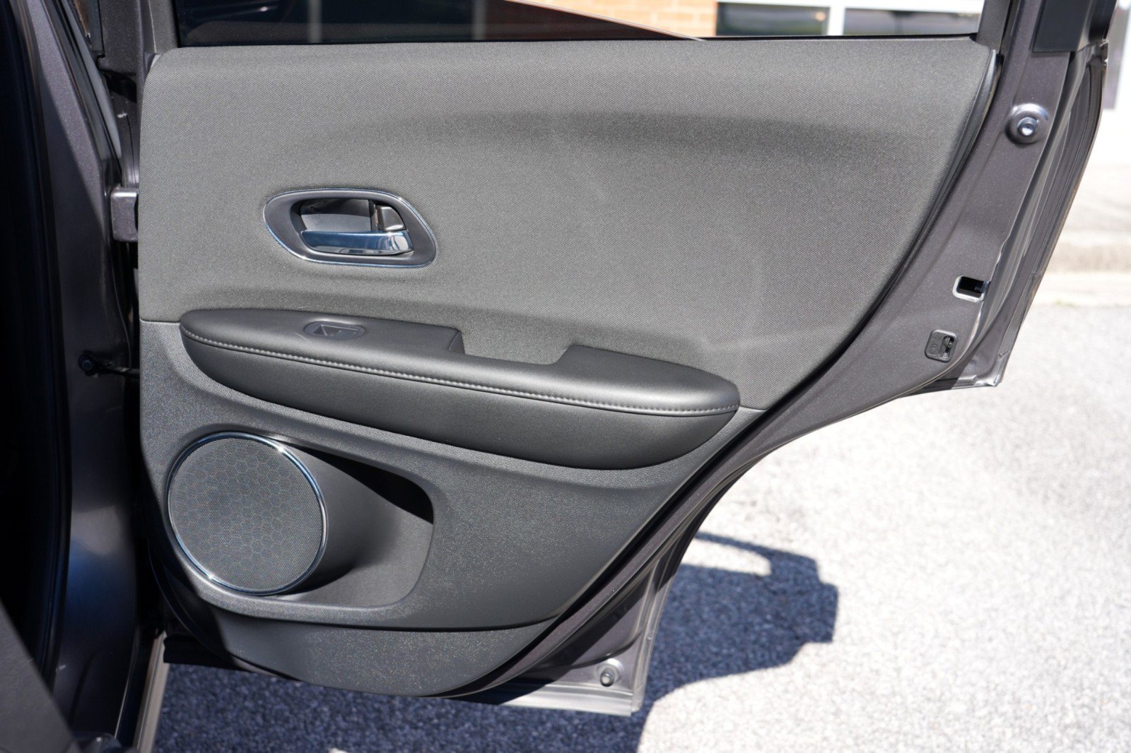 Used 2020 Honda HR-V EX image 40