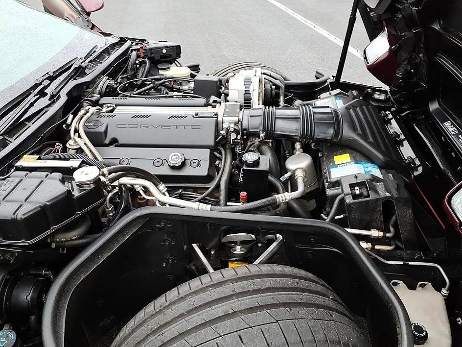 Used 1993 Chevrolet Corvette Coupe RWD image 17