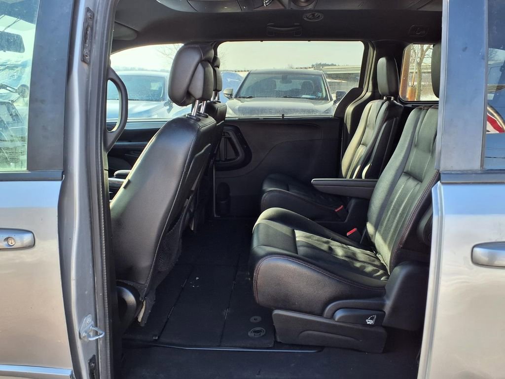 Used 2017 Dodge Grand Caravan GT image 8