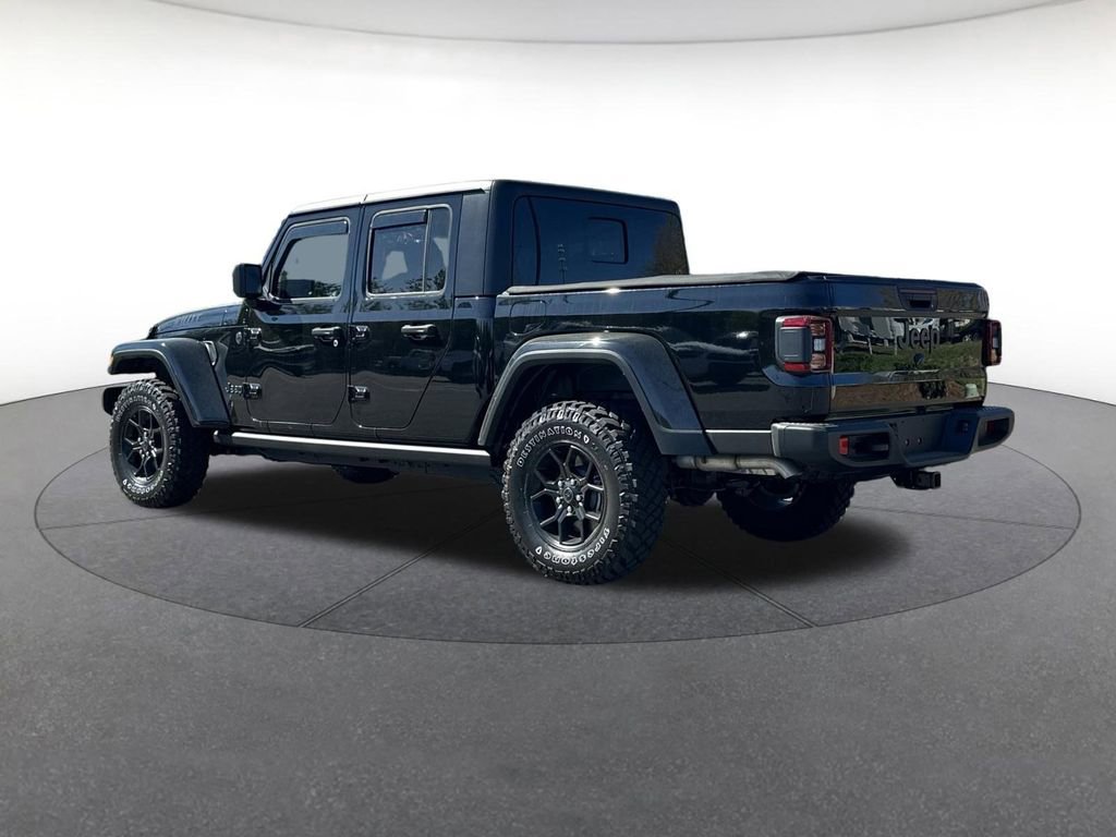 Used 2024 Jeep Gladiator Sport image 3