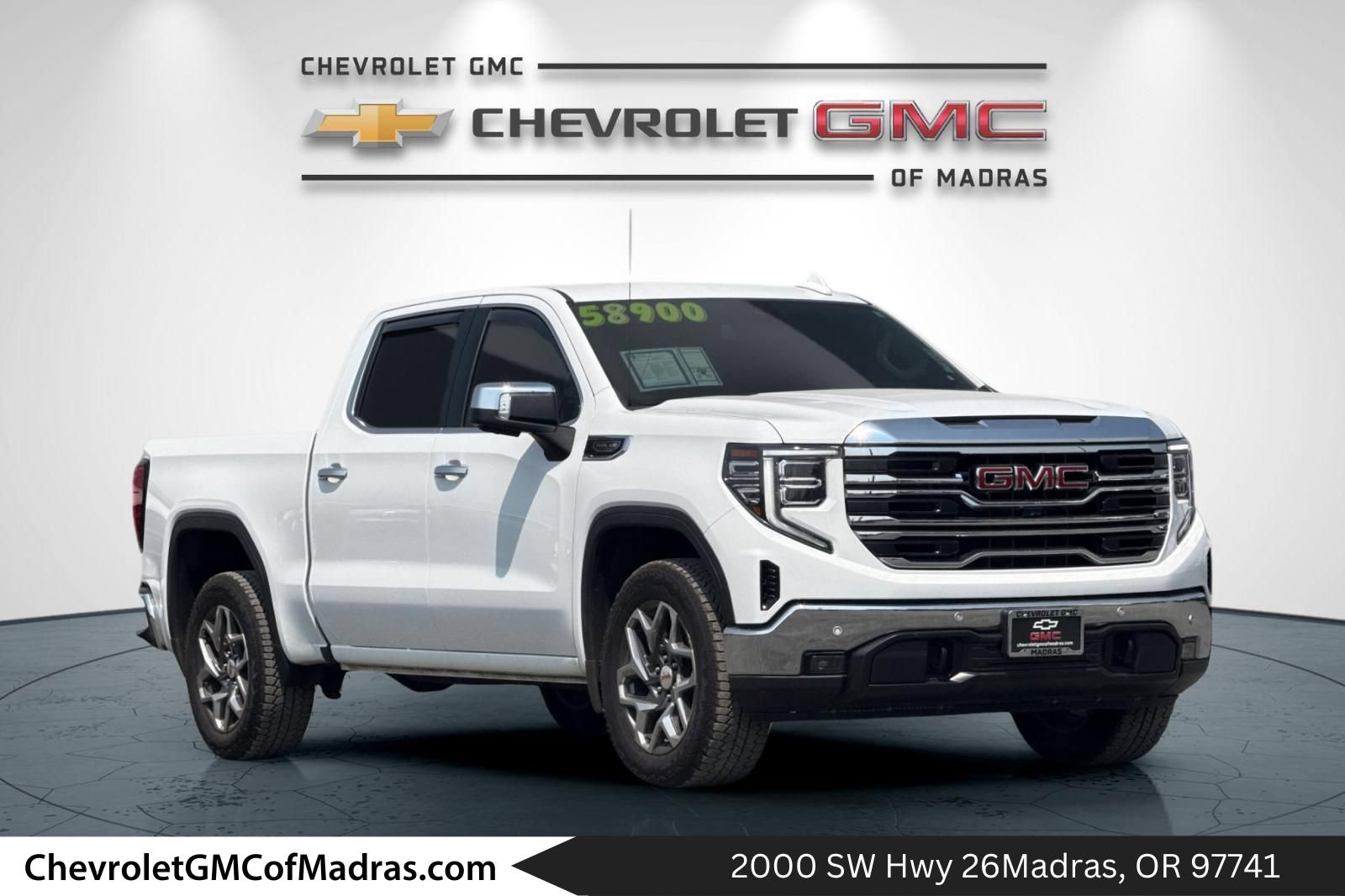 Used 2024 GMC Sierra 1500 SLT w/ SLT Premium Plus Package AWD/4WD image 1