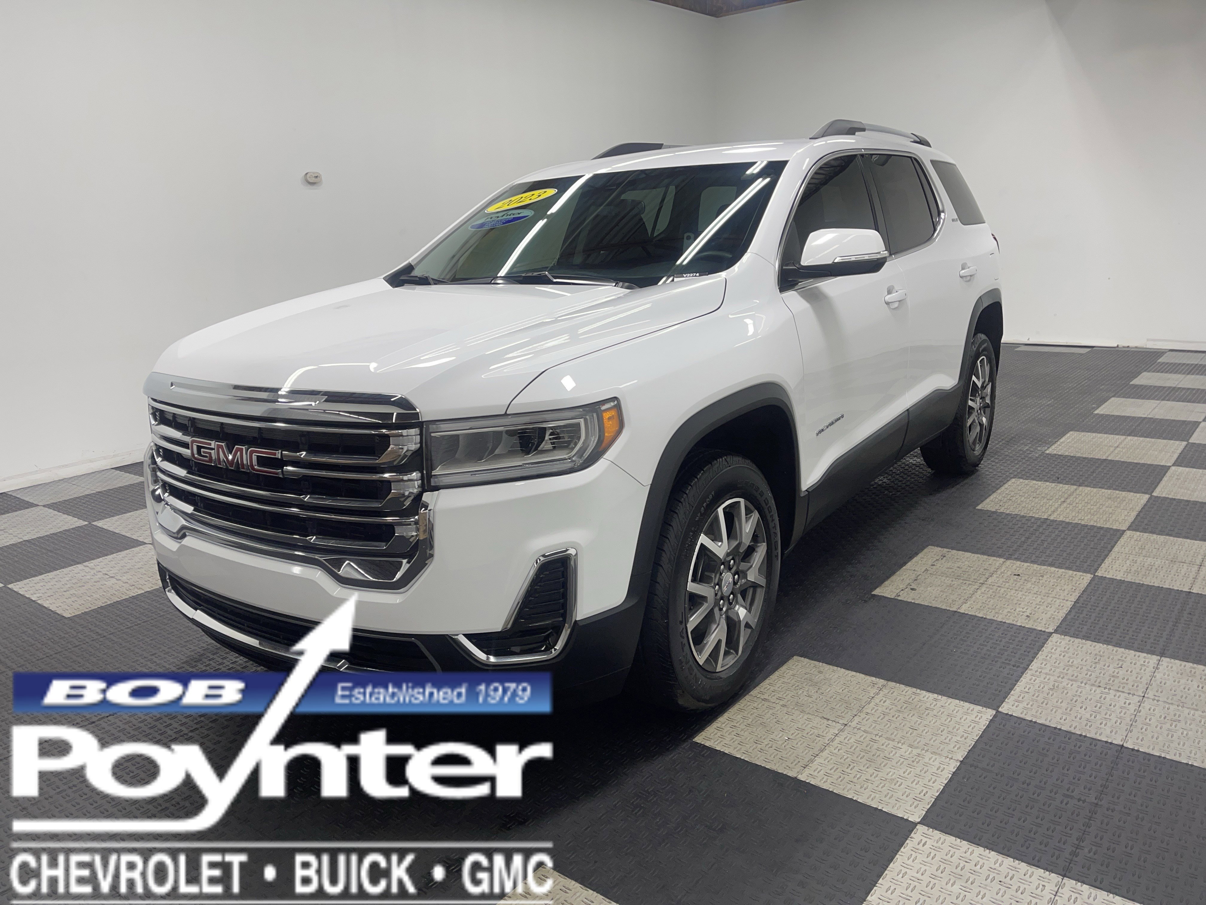Used 2023 GMC Acadia SLE w/ Driver Convenience Package