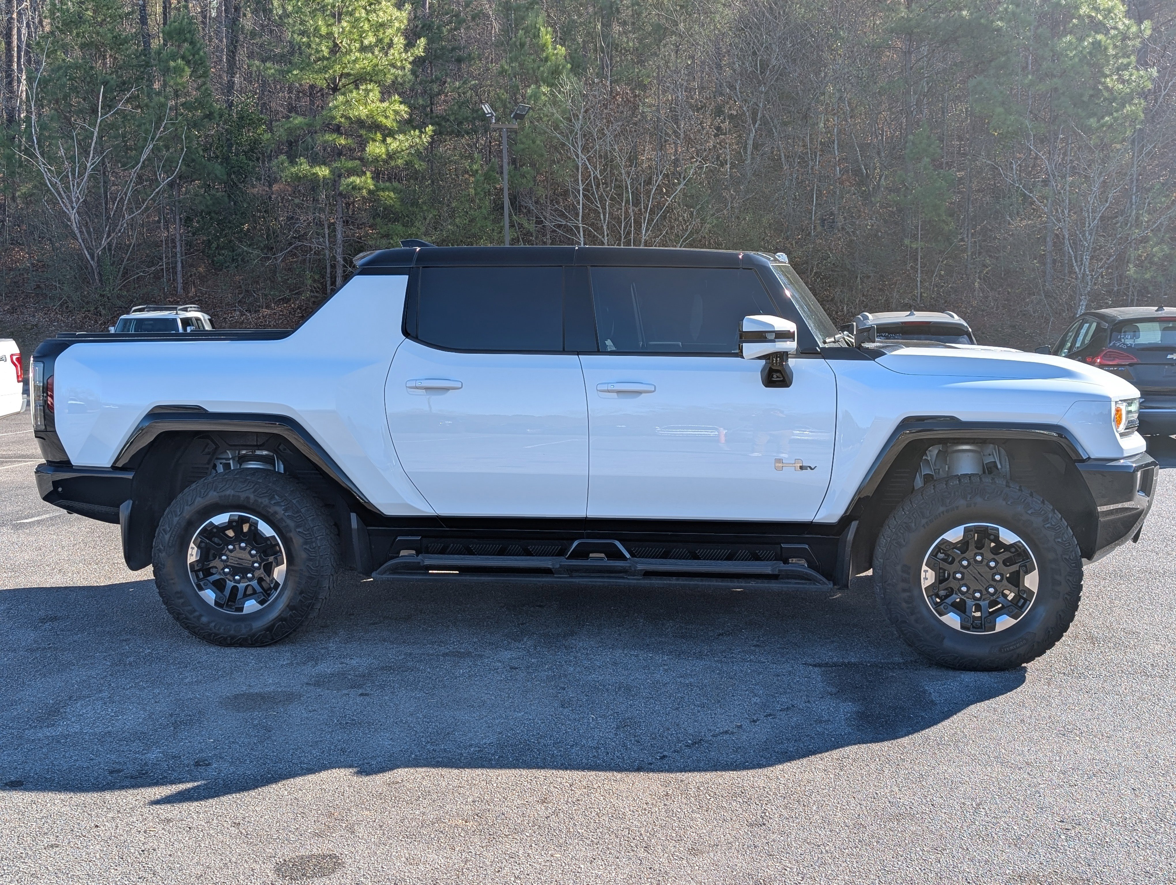 Used 2022 GMC Hummer EV Edition 1 w/ LPO, Illumination Package image 10
