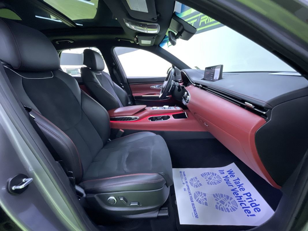 Used 2022 Genesis GV70 3.5T Sport w/ Sport Prestige Package image 31