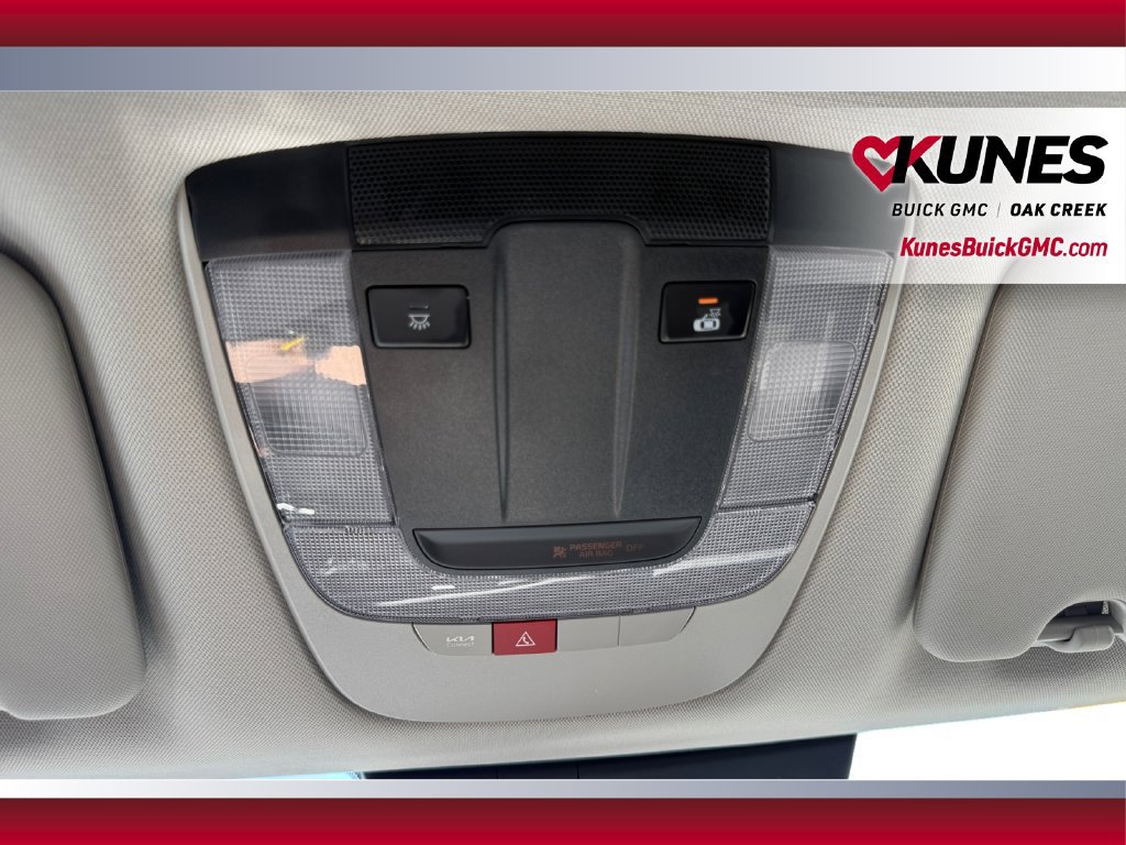 Used 2026 Kia Sportage LX FWD image 13