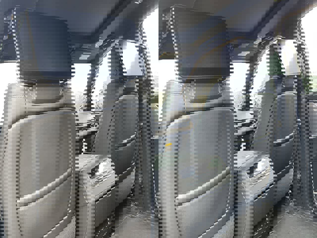 Used 2022 Cadillac Escalade Sport w/ Touring Package image 21