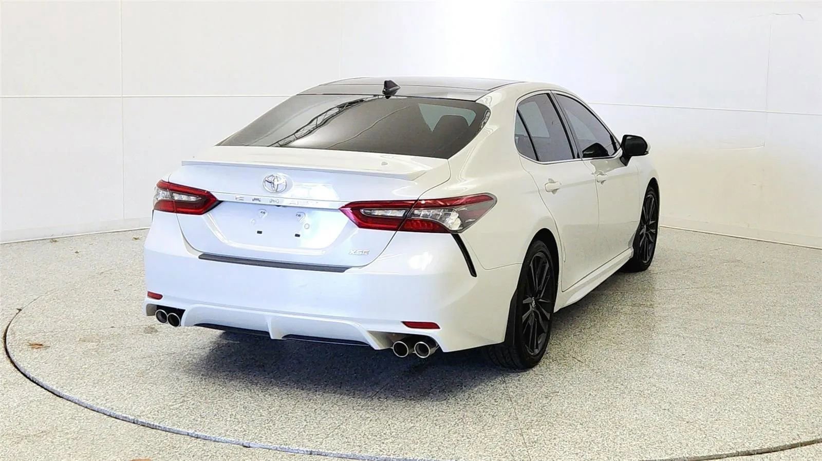 Used 2023 Toyota Camry XSE w/ Navigation Package FWD image 7