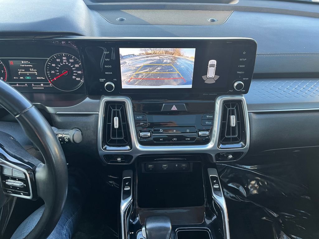 Used 2021 Kia Sorento SX image 14