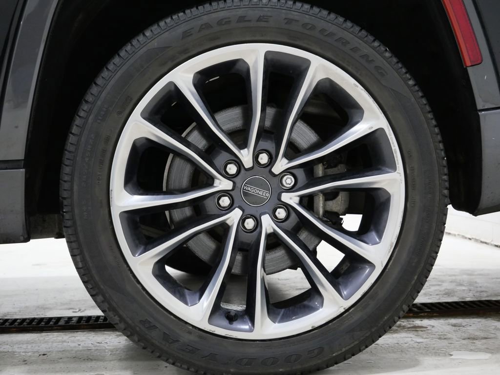 Used 2022 Jeep Wagoneer Series III w/ Premium Group I image 9