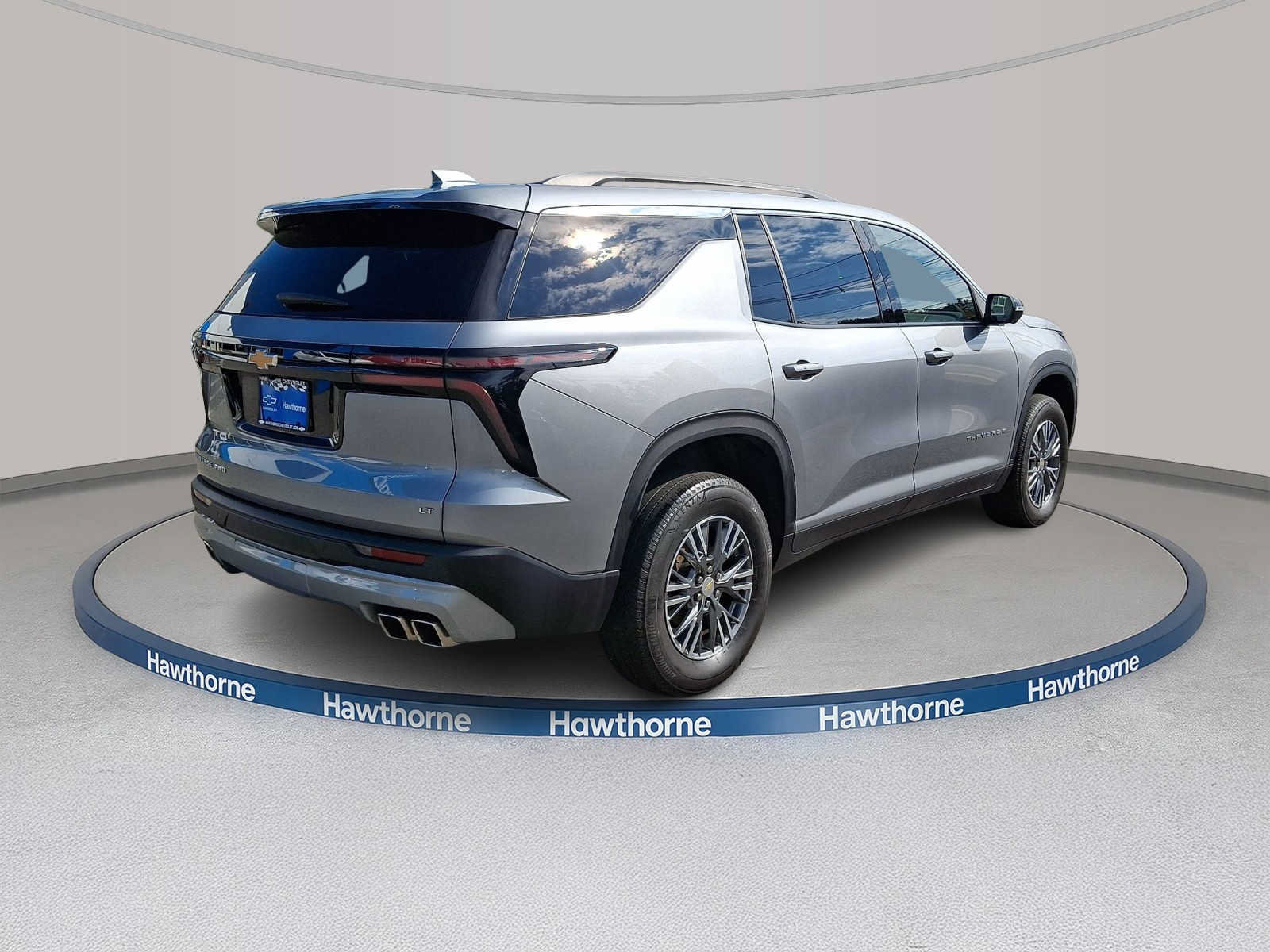 Used 2024 Chevrolet Traverse LT AWD/4WD image 6