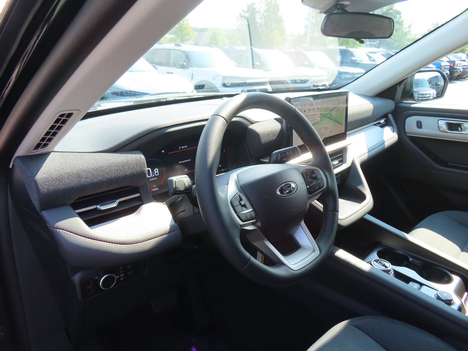 New 2026 Ford Explorer Active AWD/4WD image 8