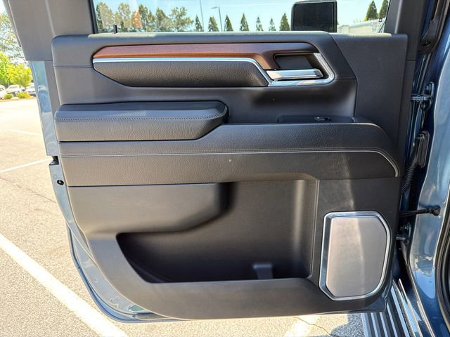 Used 2024 GMC Sierra 2500 Denali w/ Denali Reserve Package image 21