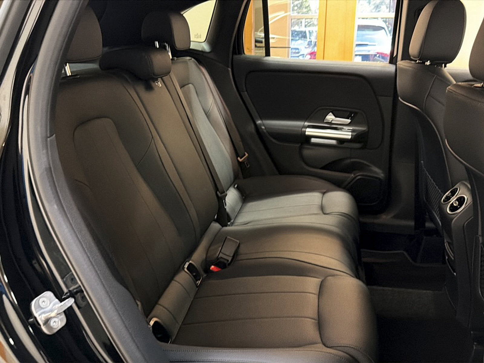 Certified 2025 Mercedes-Benz GLA 250 image 14