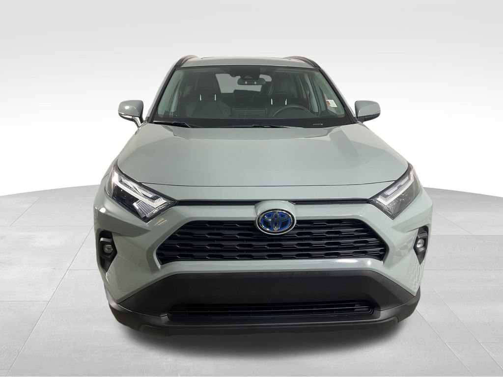 Used 2023 Toyota RAV4 XLE Premium AWD/4WD image 3
