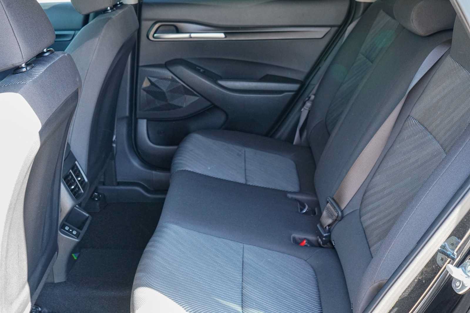 Certified 2024 Kia Seltos LX AWD/4WD image 19