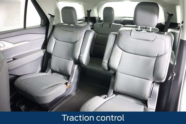 New 2026 Ford Explorer Active w/ Active Comfort Package image 25