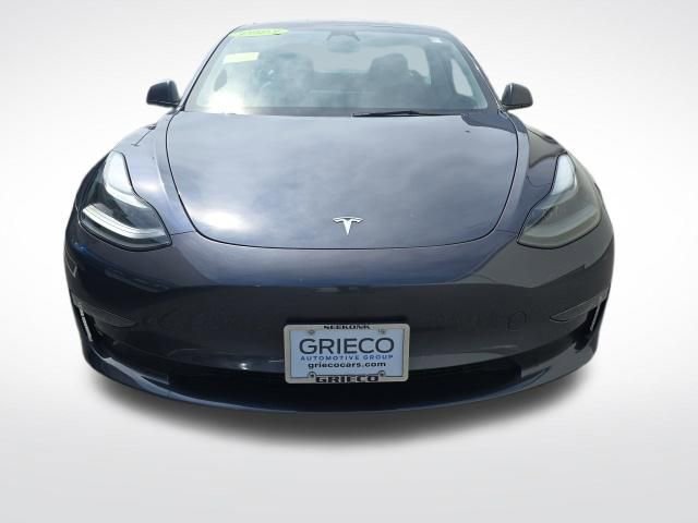 Used 2023 Tesla Model 3 Standard Range image 2