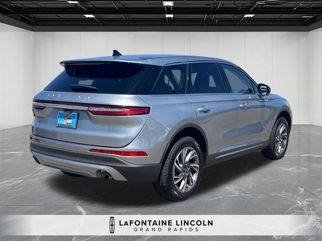 Certified 2023 Lincoln Corsair AWD w/ Equipment Group 101A image 5