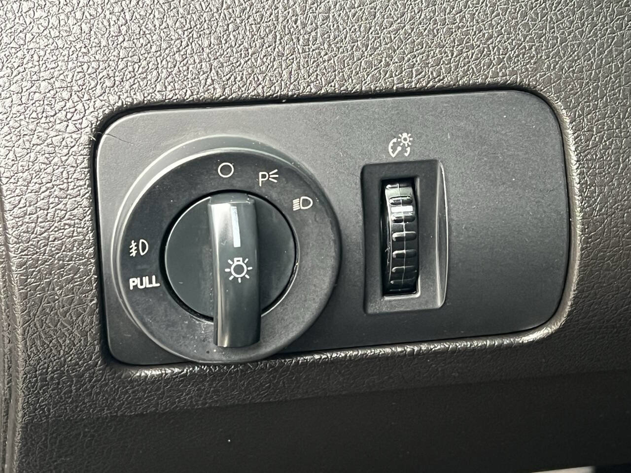 Used 2008 Ford Mustang GT RWD image 24