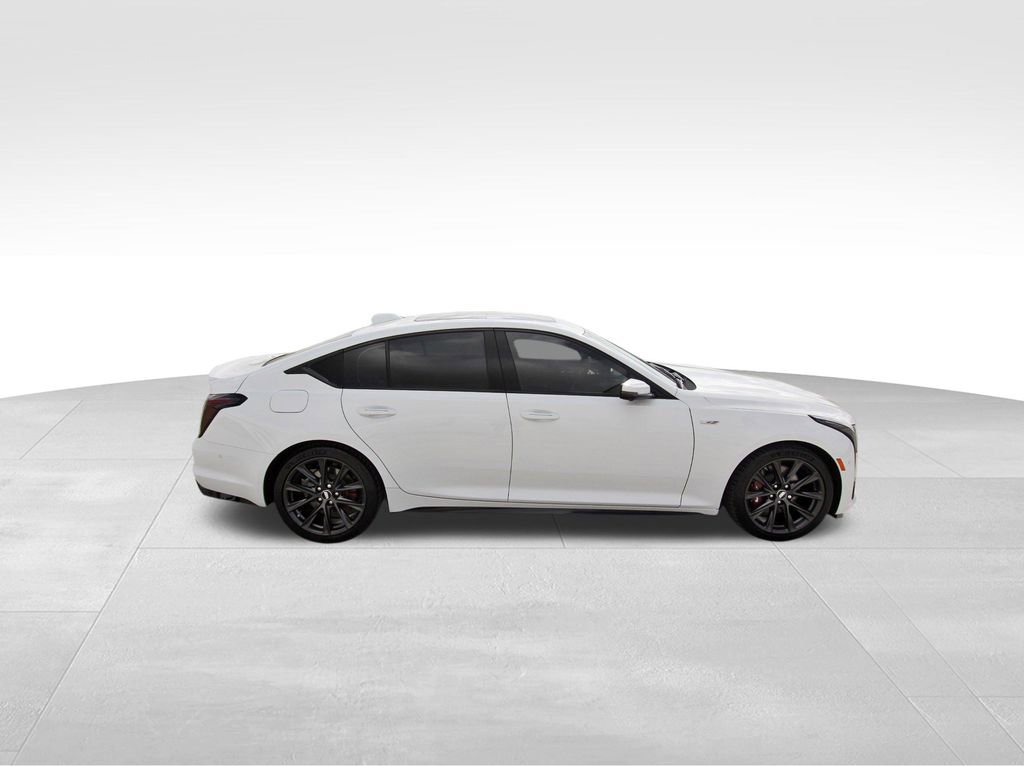 Used 2026 Cadillac CT5 V image 5