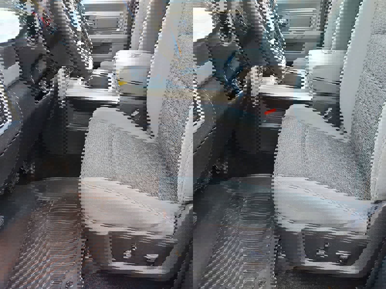 Used 2017 RAM 1500 Outdoorsman image 16