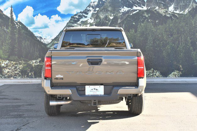 New 2025 Toyota Tacoma TRD Sport image 5