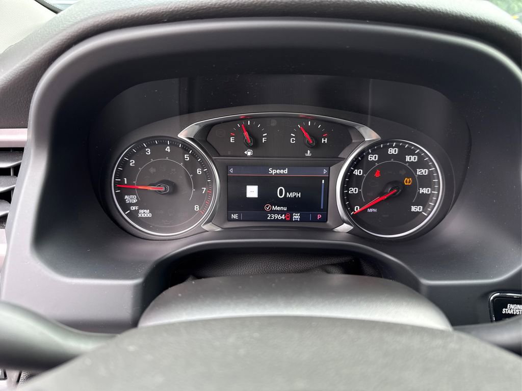 Used 2023 GMC Acadia AT4 image 23