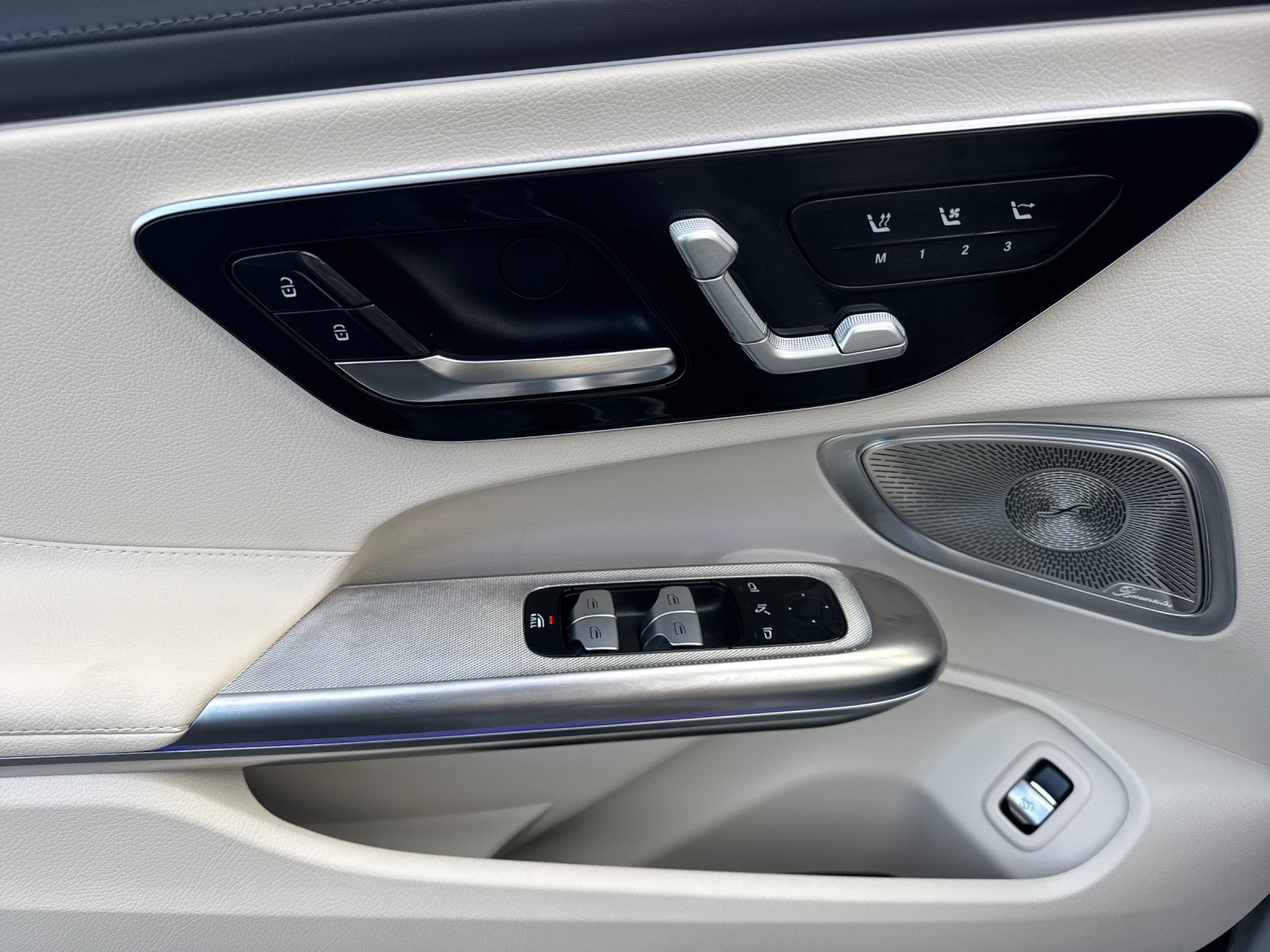 New 2027 Mercedes-Benz CLE 53 AMG 4MATIC Cabriolet image 11