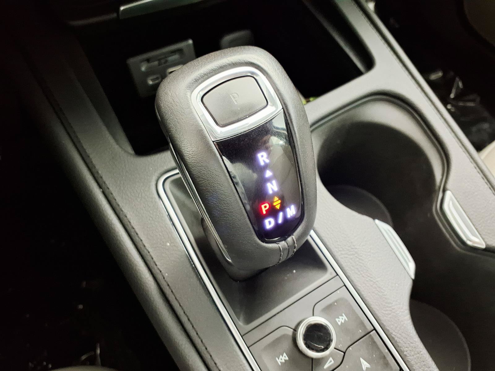 Used 2019 Cadillac XT4 Premium Luxury w/ Cold Weather Package FWD image 21