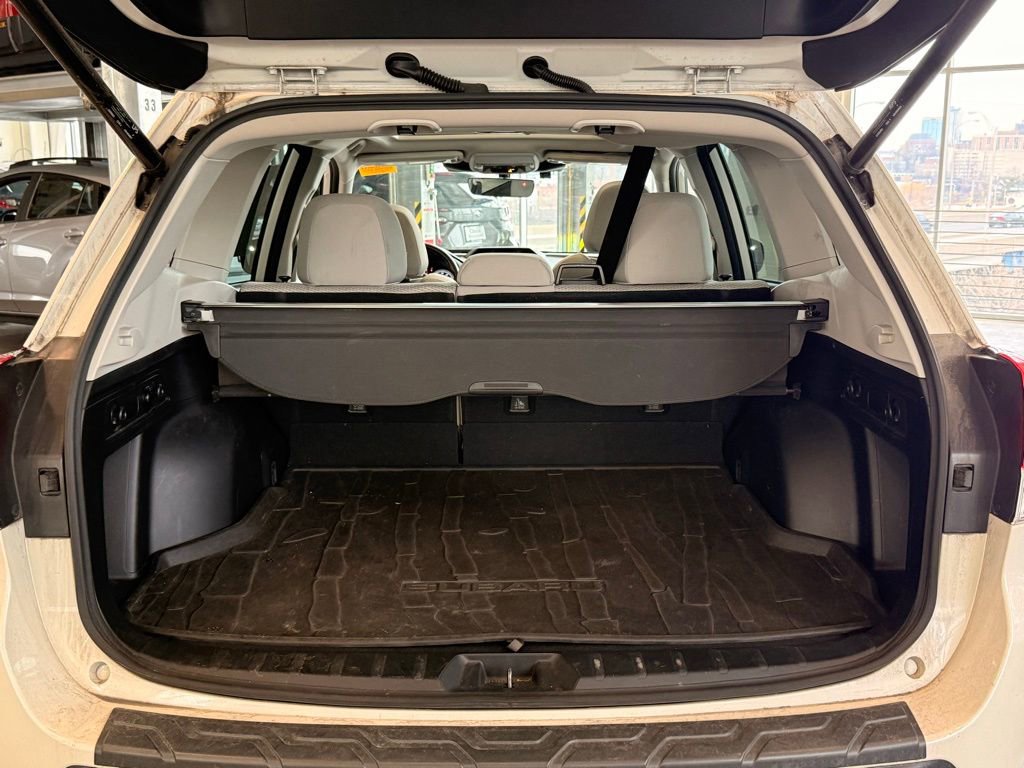 Used 2022 Subaru Forester Premium image 16