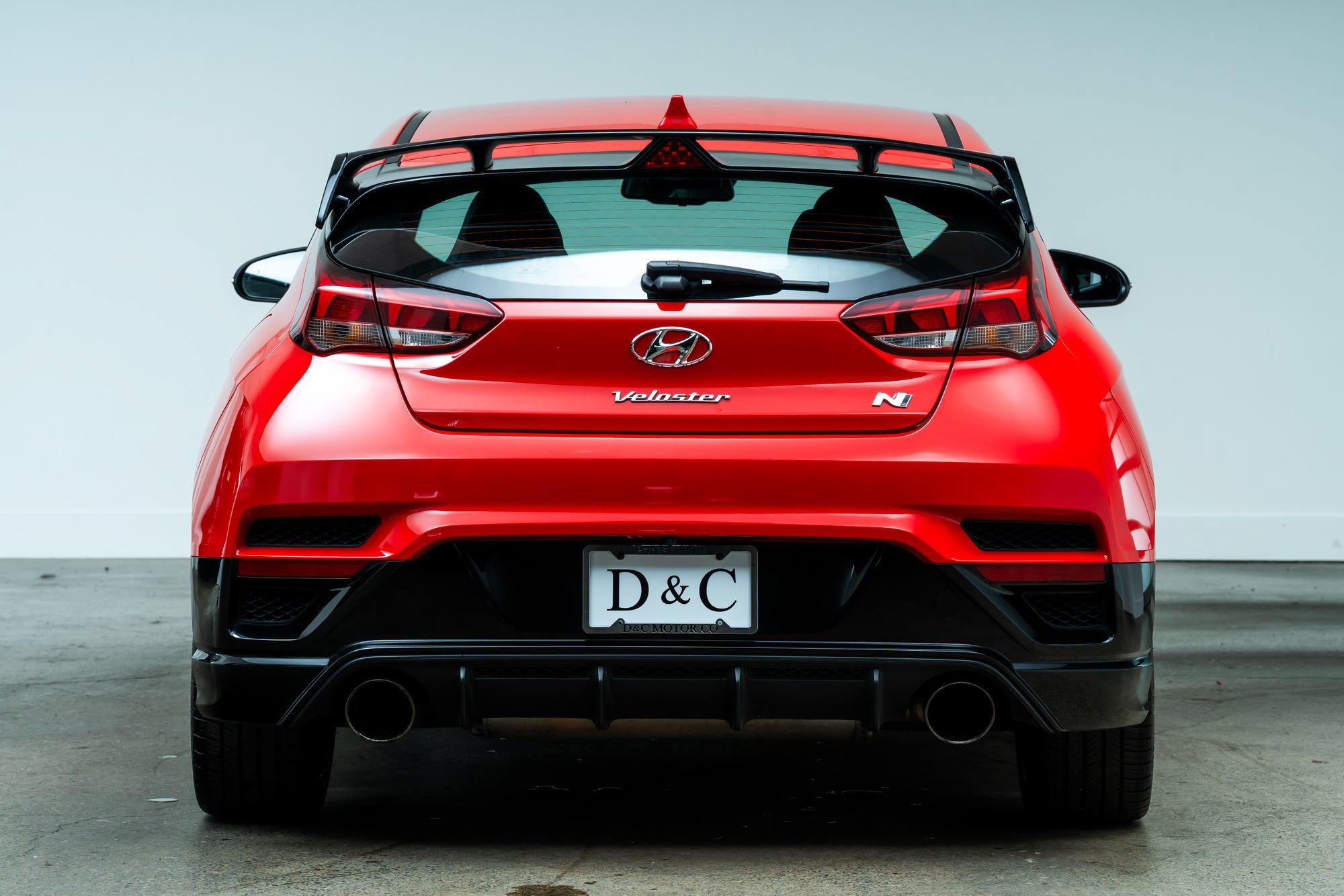 Used 2022 Hyundai Veloster N FWD image 5