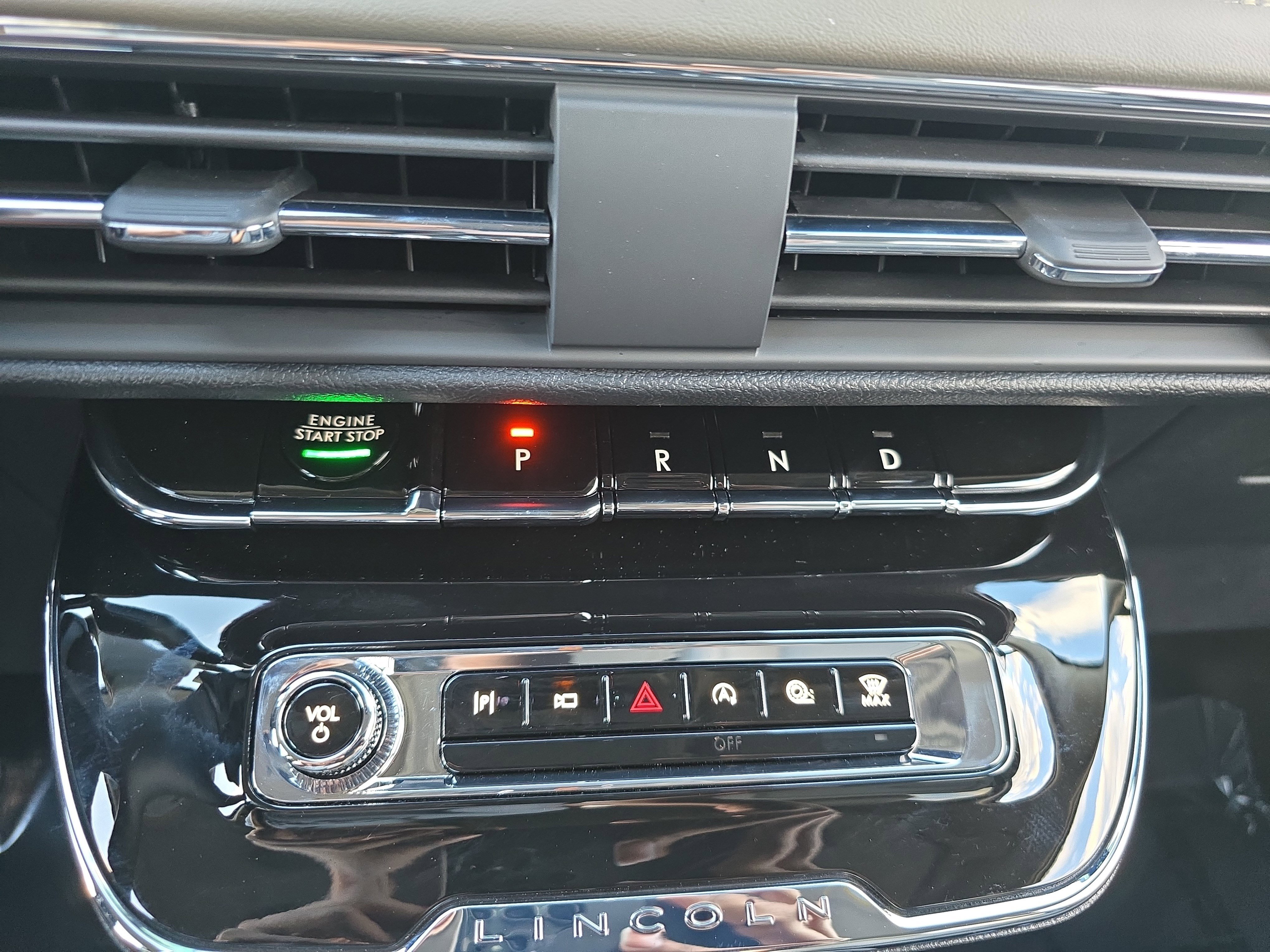 New 2026 Lincoln Corsair Premiere image 24