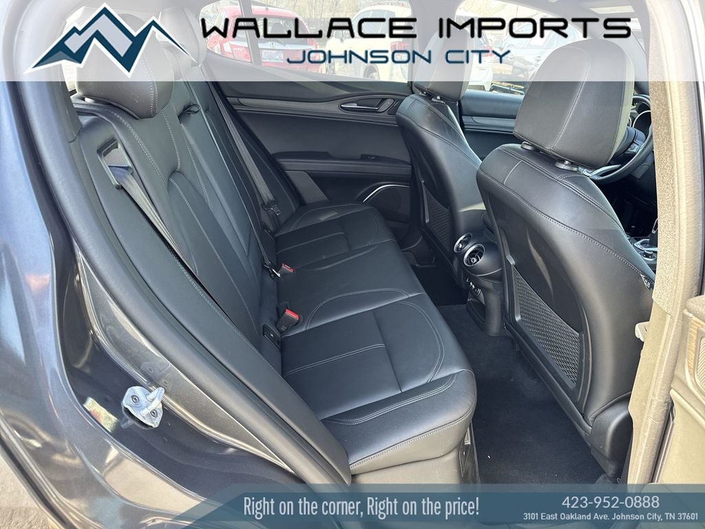 Used 2023 Alfa Romeo Stelvio Ti AWD/4WD image 45